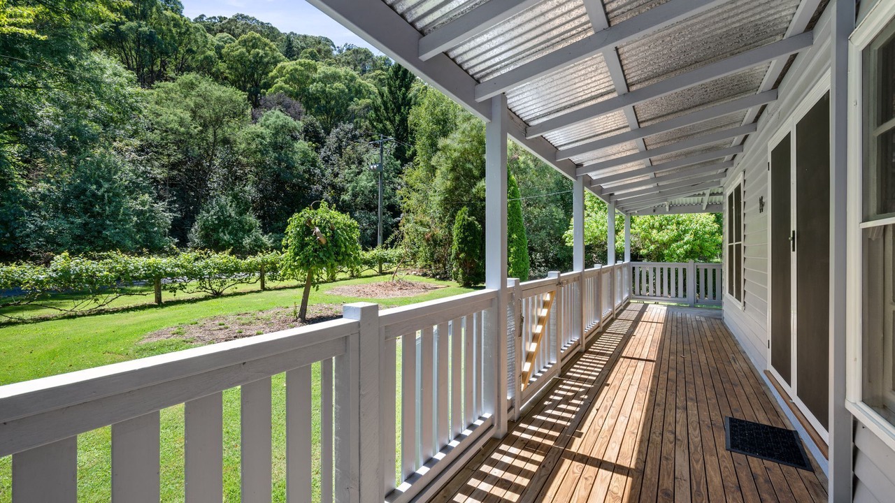 Photo of Patio Balcony in Wandiligong