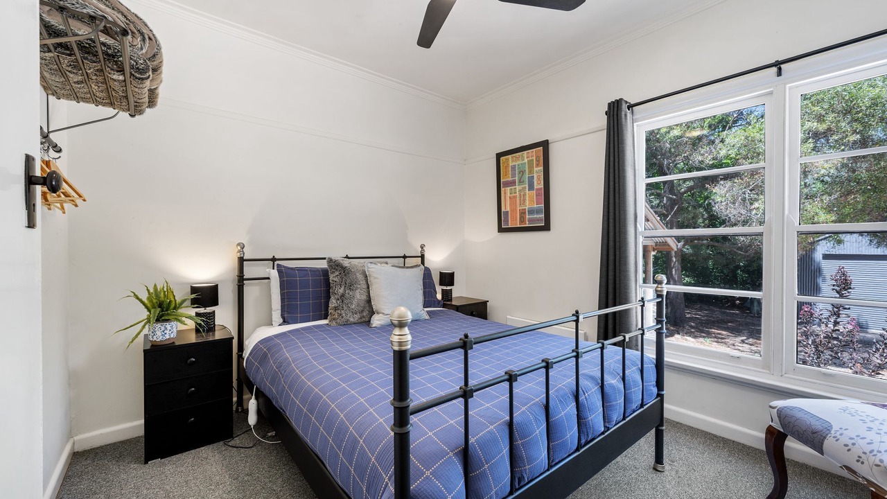 Photo of Bedroom in Wandiligong