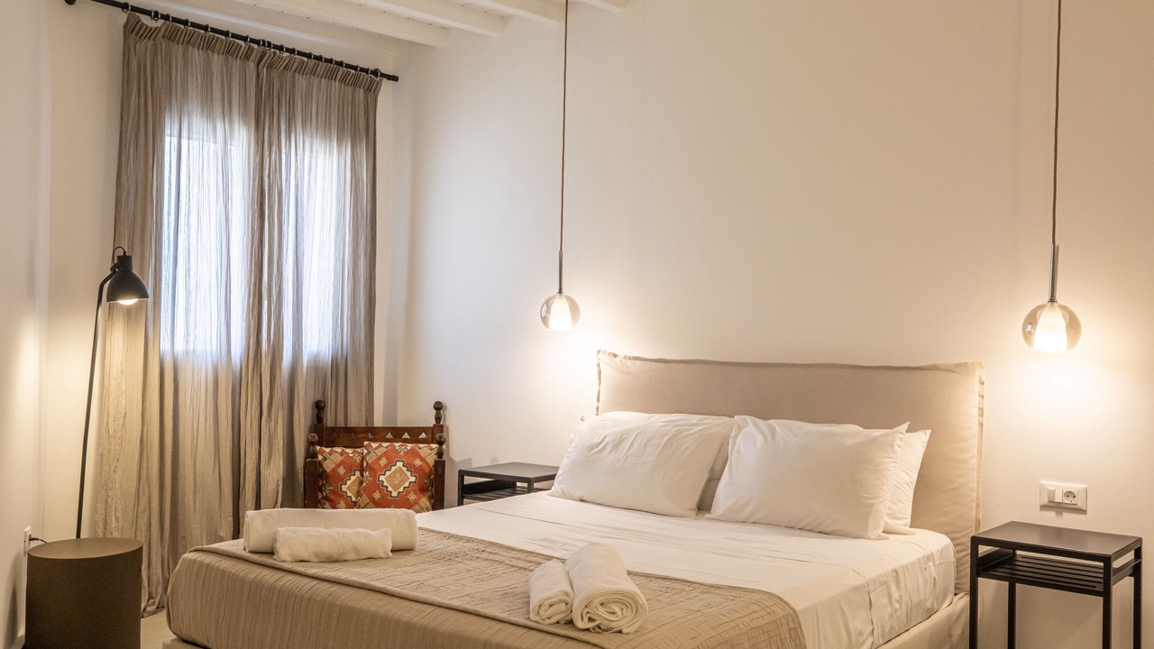 Photo of Bedroom in Platis Gialos