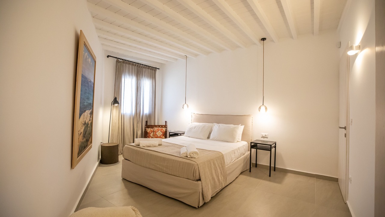Photo of Bedroom in Platis Gialos