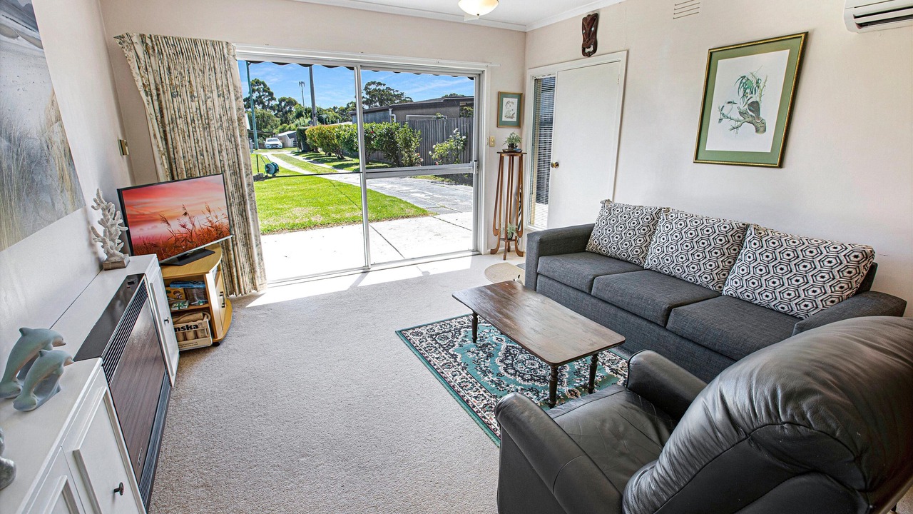 Photo of Livingroom in Paynesville