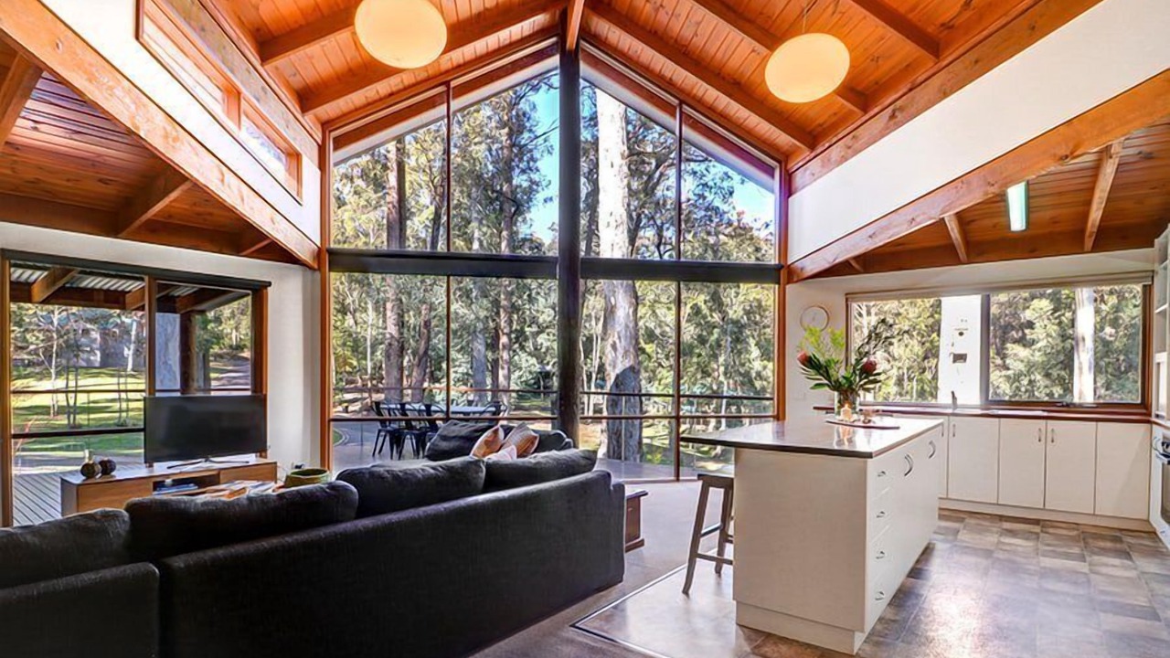 Photo of Livingroom in Sawmill Settlement