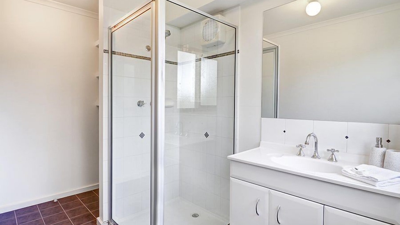 Photo of Bathroom in Sawmill Settlement