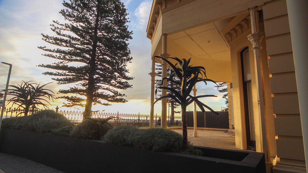 Photo of Outdoor in Glenelg