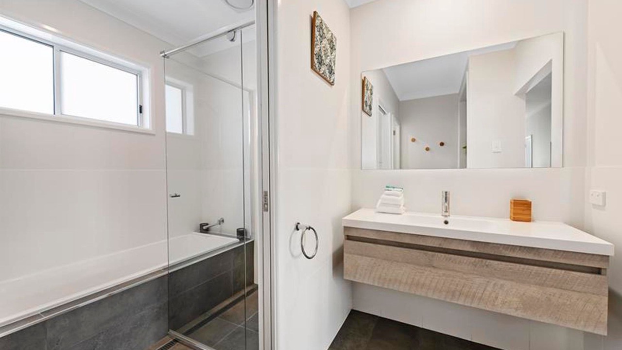 Photo of Bathroom in Emerald Beach