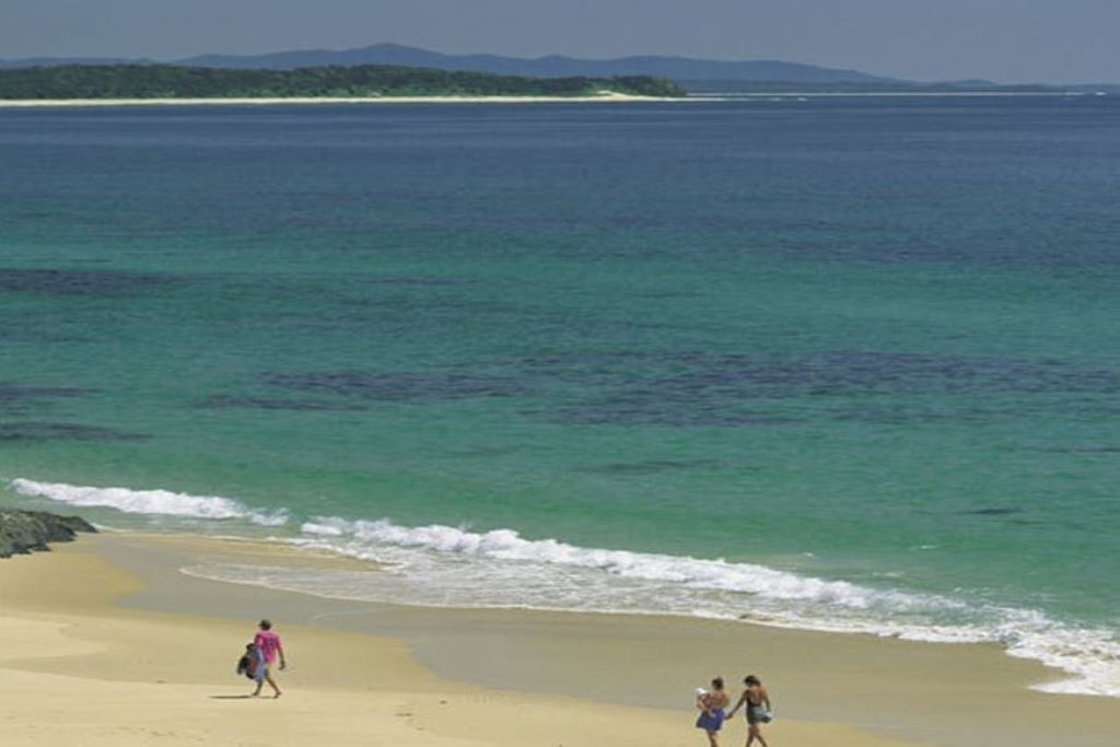 Photo of Others in Valla Beach