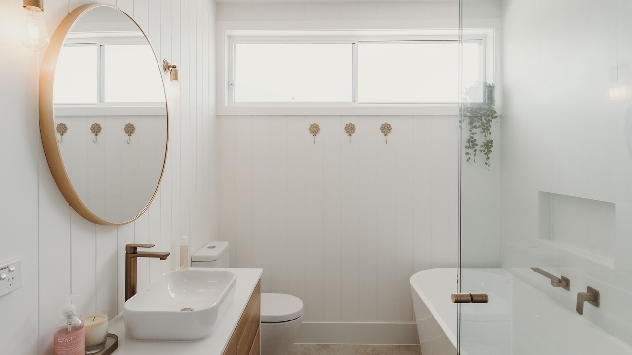 Photo of Bathroom in Caves Beach