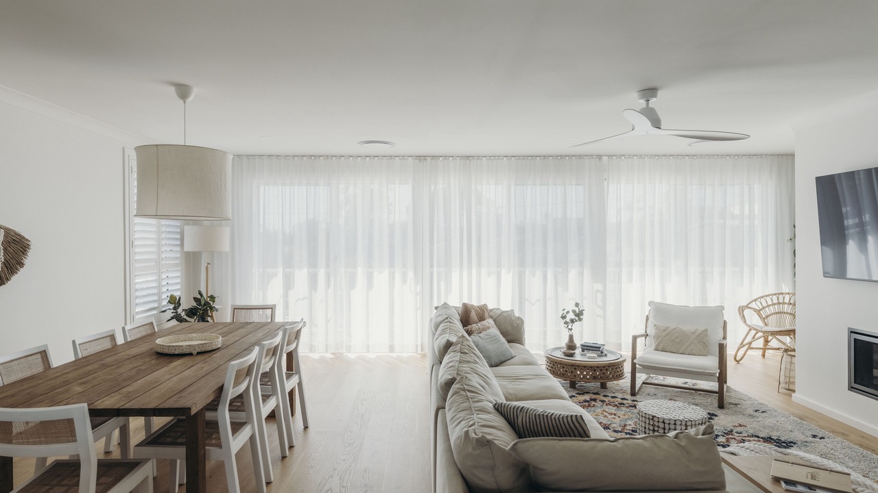 Photo of Livingroom in Caves Beach
