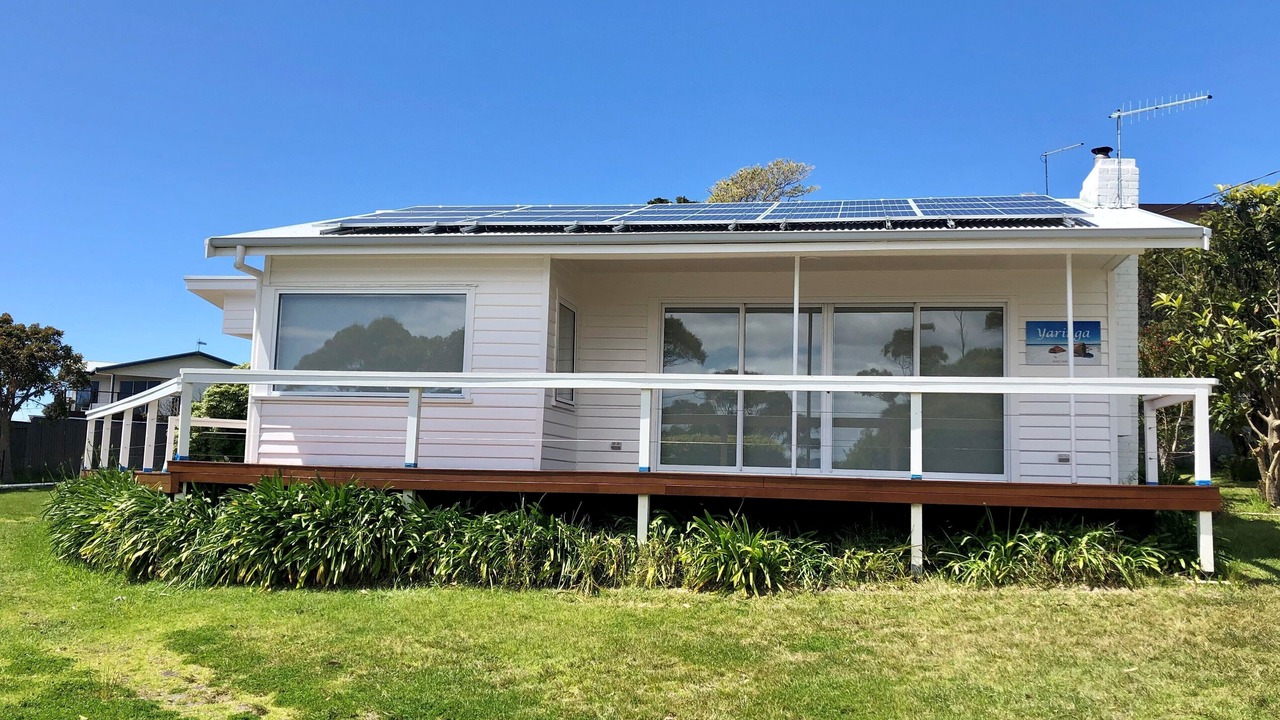 Photo of Others in Binalong Bay