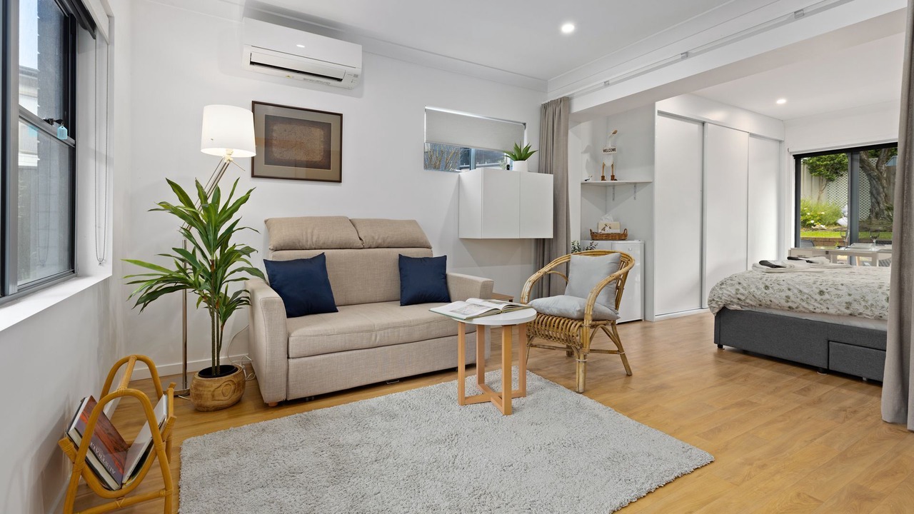Photo of Bedroom in Basin View