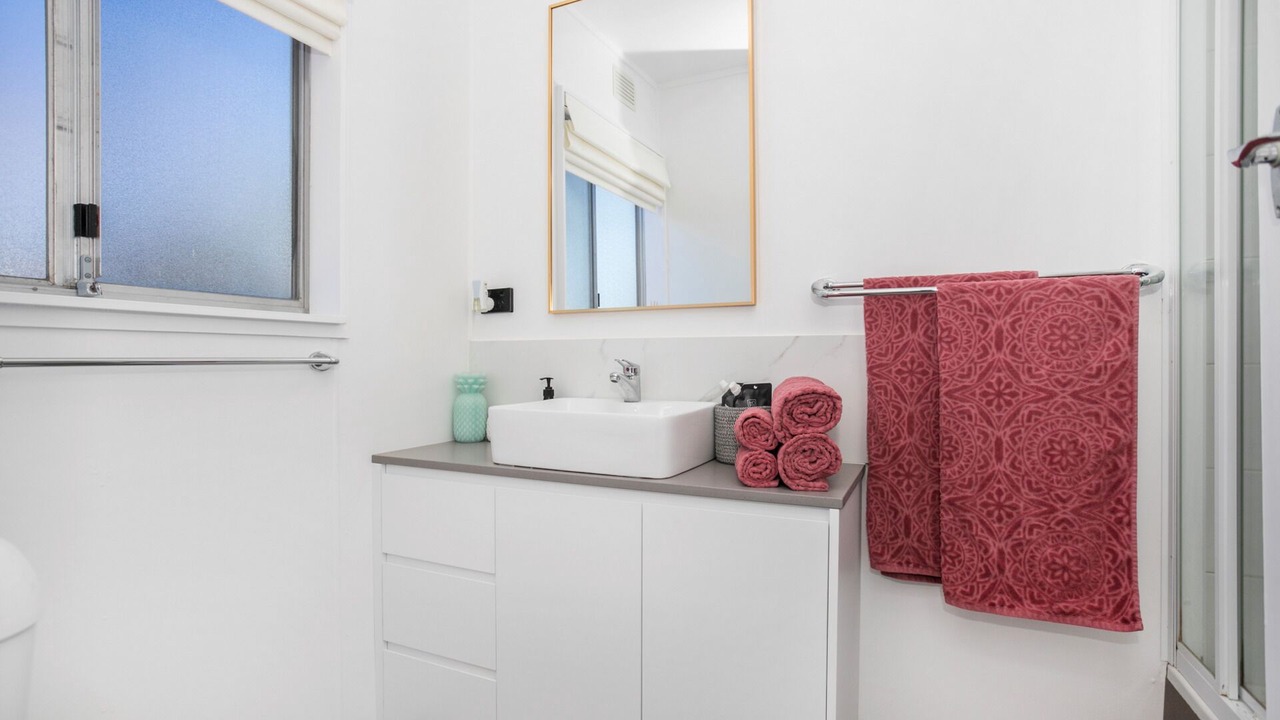 Photo of Bathroom in Narrawallee