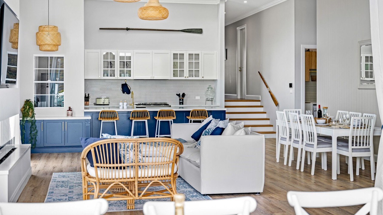 Photo of Livingroom in Catherine Hill Bay