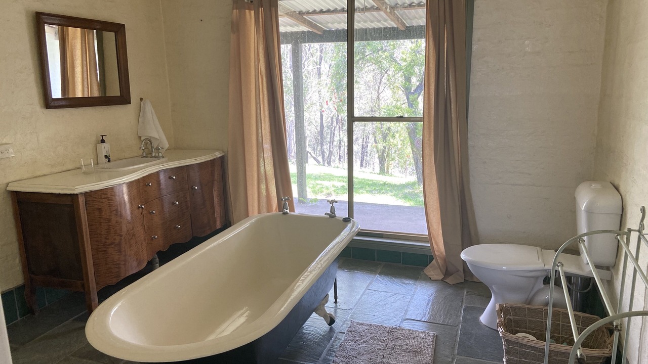 Photo of Bathroom in Moparrabah