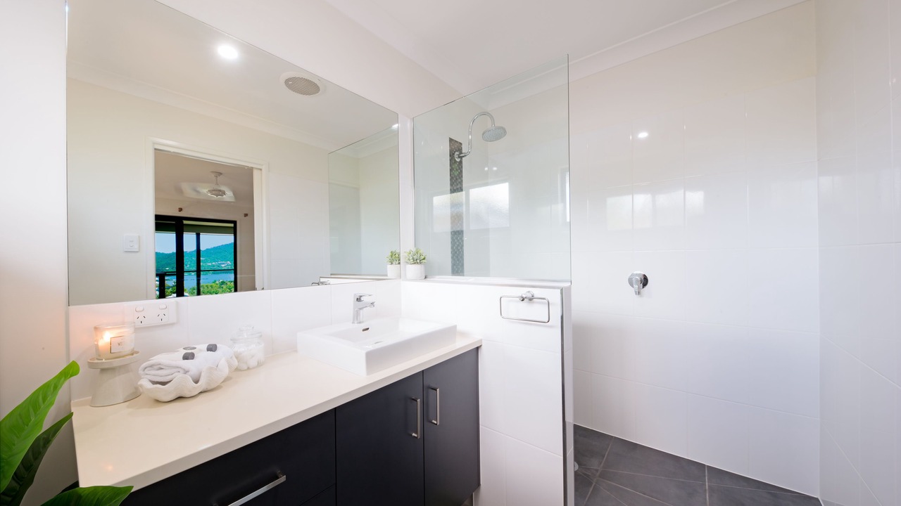 Photo of Bathroom in Airlie Beach