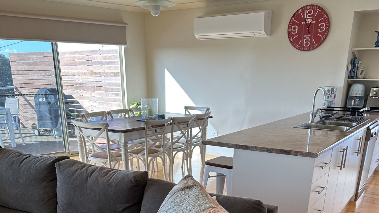 Photo of Livingroom in Surf Beach