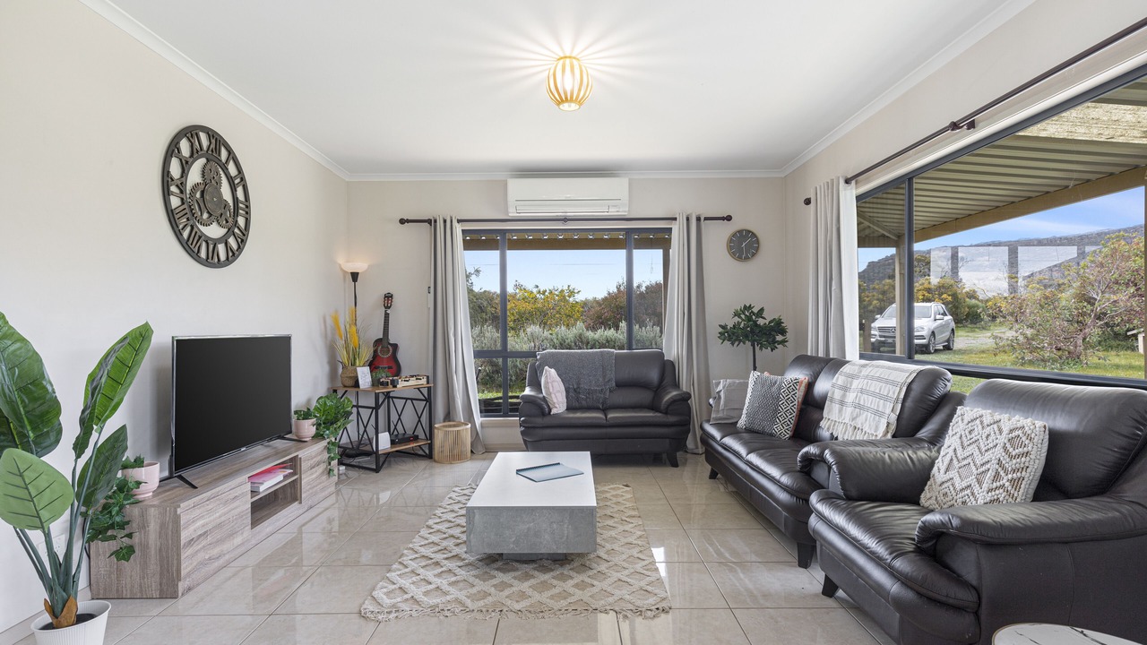 Photo of Livingroom in Laharum