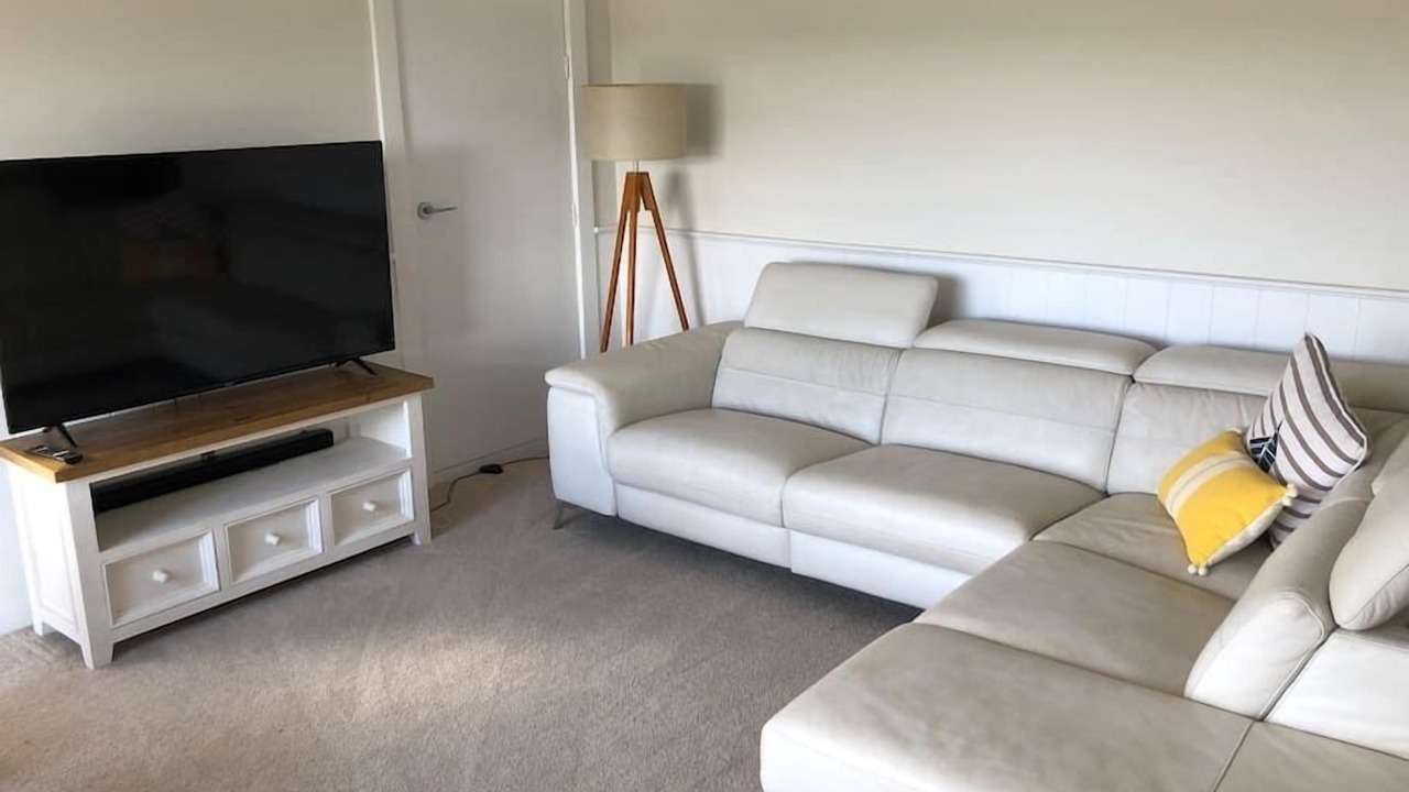 Photo of Livingroom in Orange