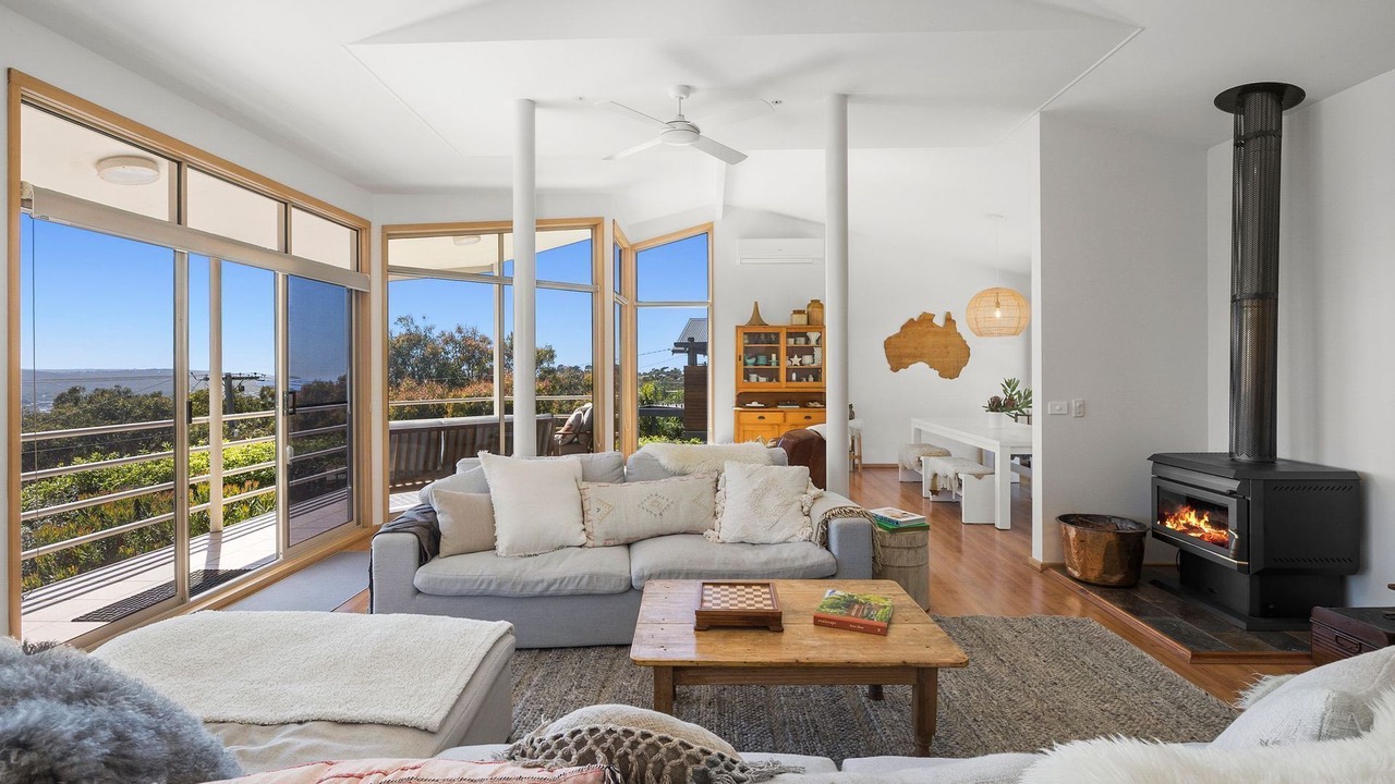 Photo of Livingroom in Anglesea