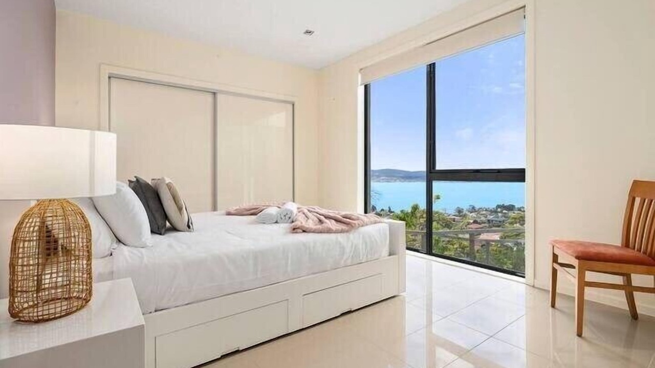 Photo of Others in Sandy Bay