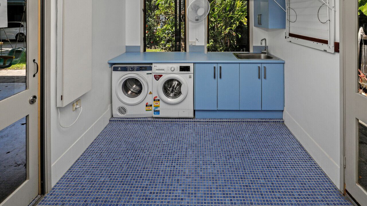 Photo of Bedroom in Holloways Beach