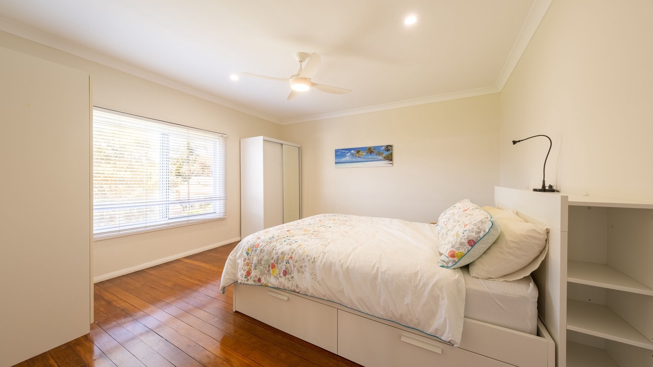 Photo of Bedroom in Black Head