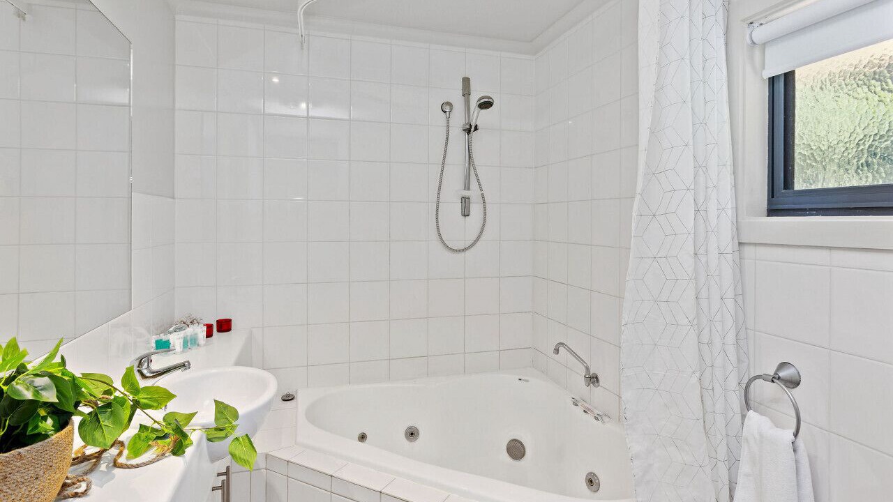 Photo of Bathroom in Wongarra