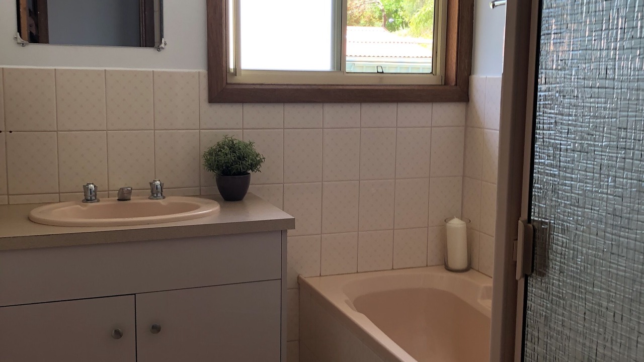 Photo of Bathroom in Younghusband