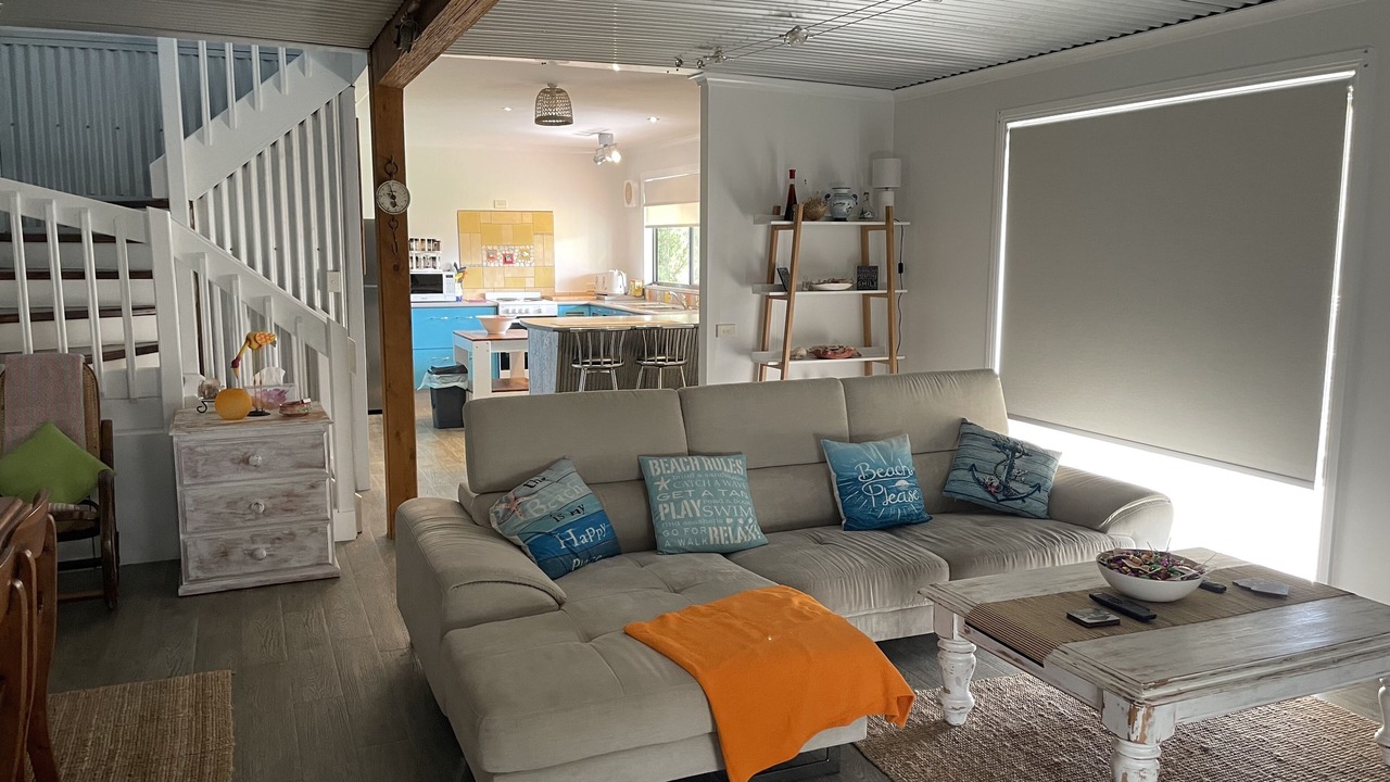 Photo of Livingroom in Golden Beach