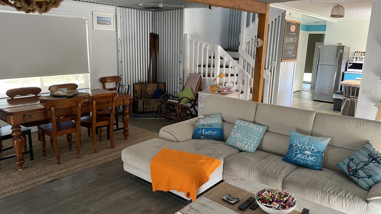 Photo of Livingroom in Golden Beach