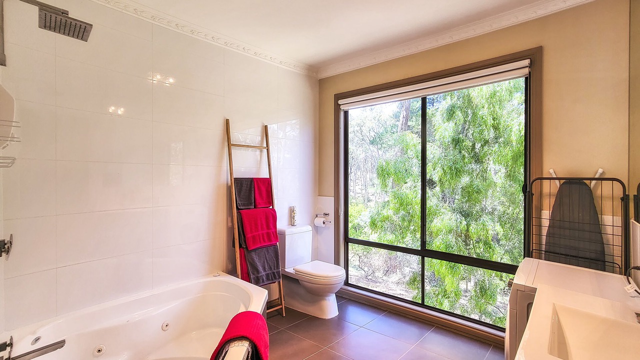 Photo of Bathroom in Hepburn Springs