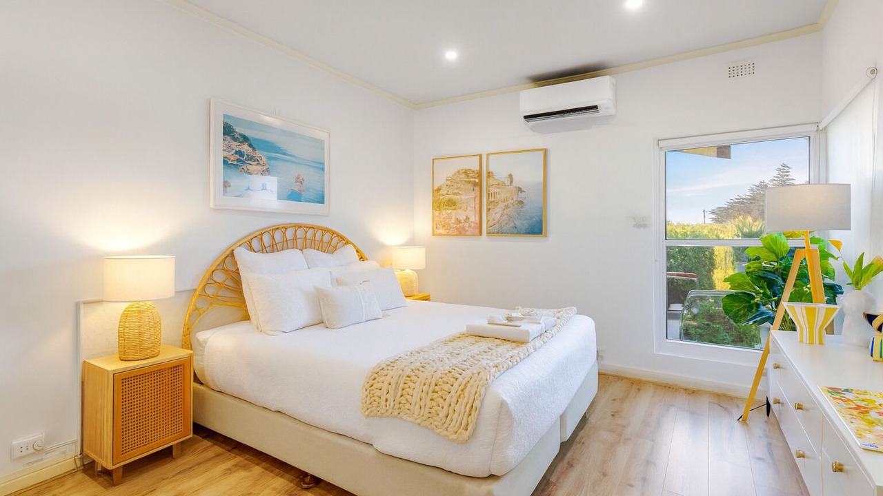 Photo of Bedroom in Glenelg North