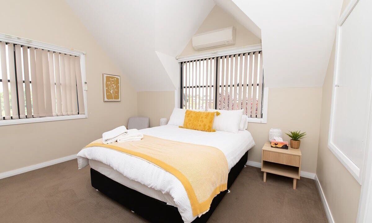 Photo of Bedroom in Bletchington
