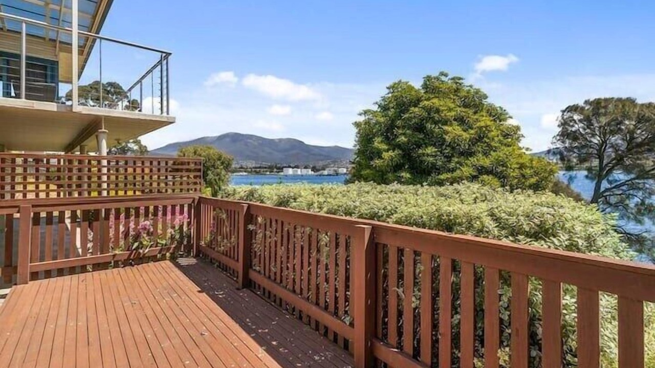 Photo of Others in Geilston Bay