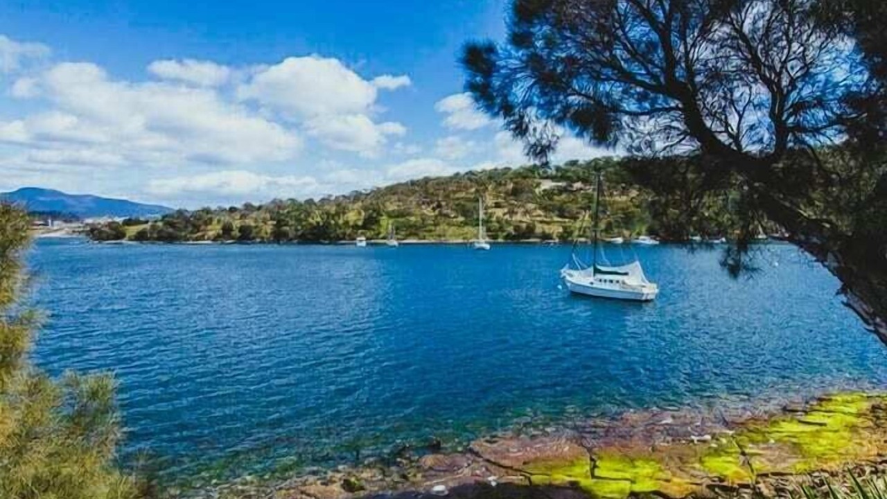 Photo of Others in Geilston Bay