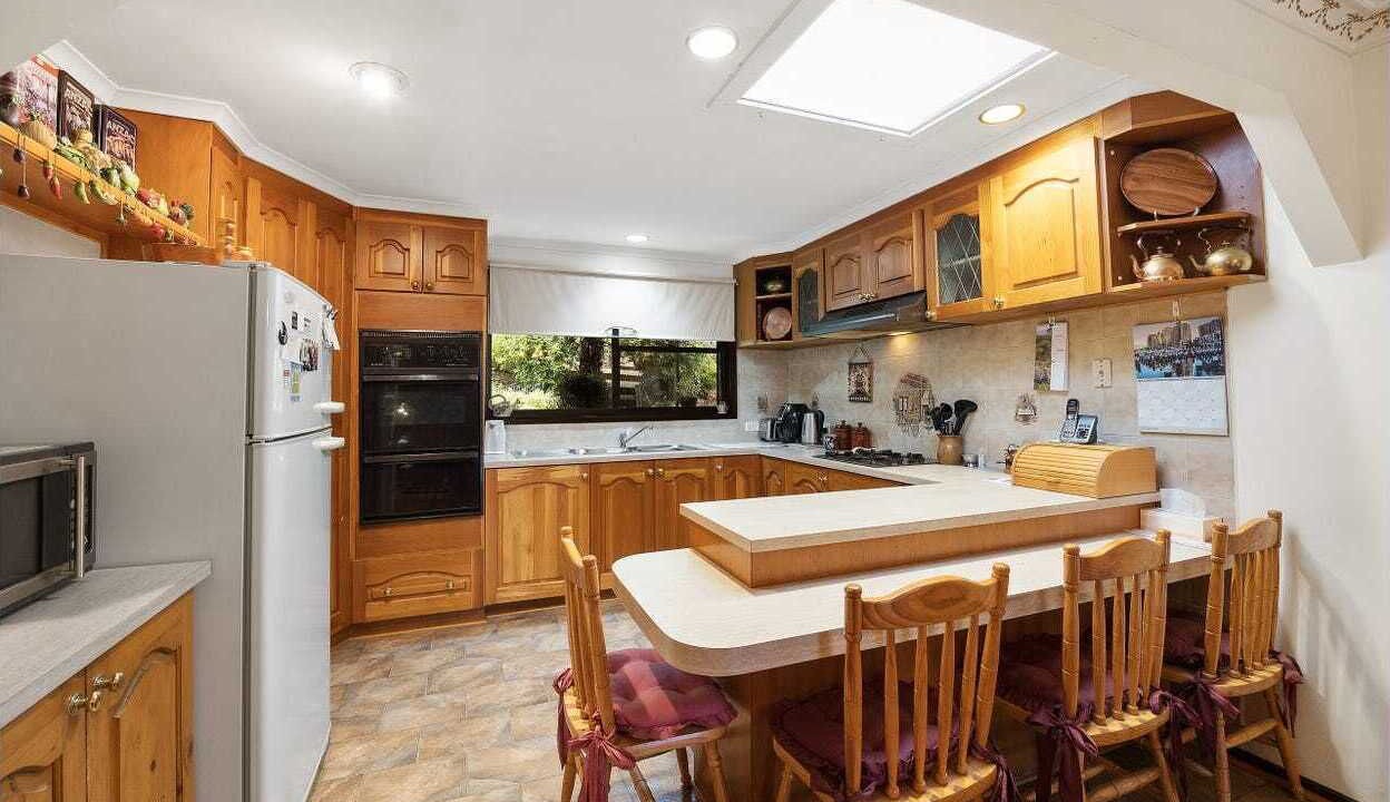 Photo of Kitchen in East Warburton