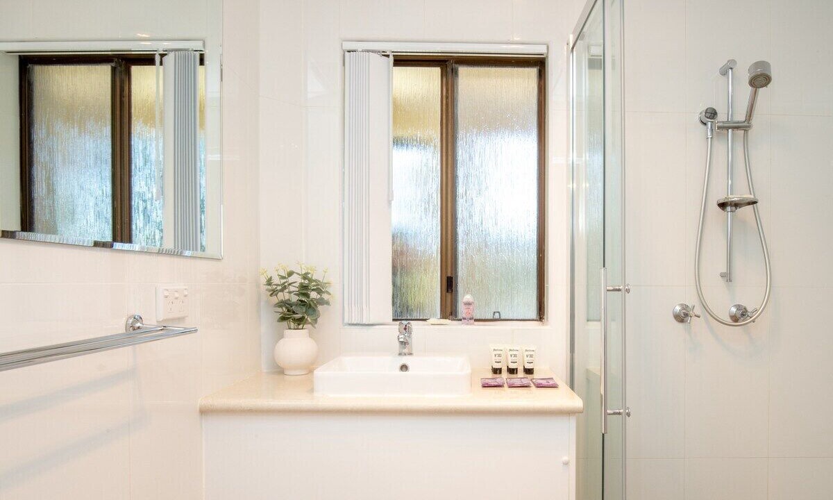 Photo of Bathroom in Batehaven