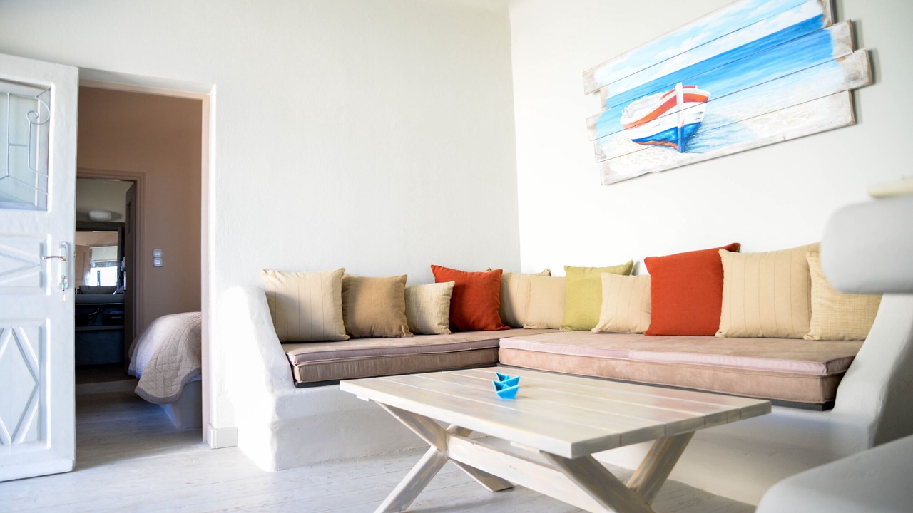 Photo of Livingroom in Tholos