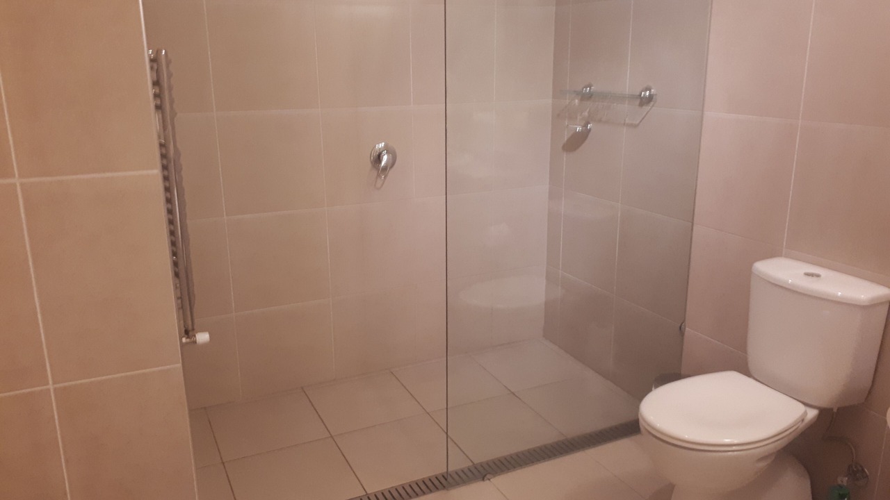 Photo of Bathroom in Hotham Heights