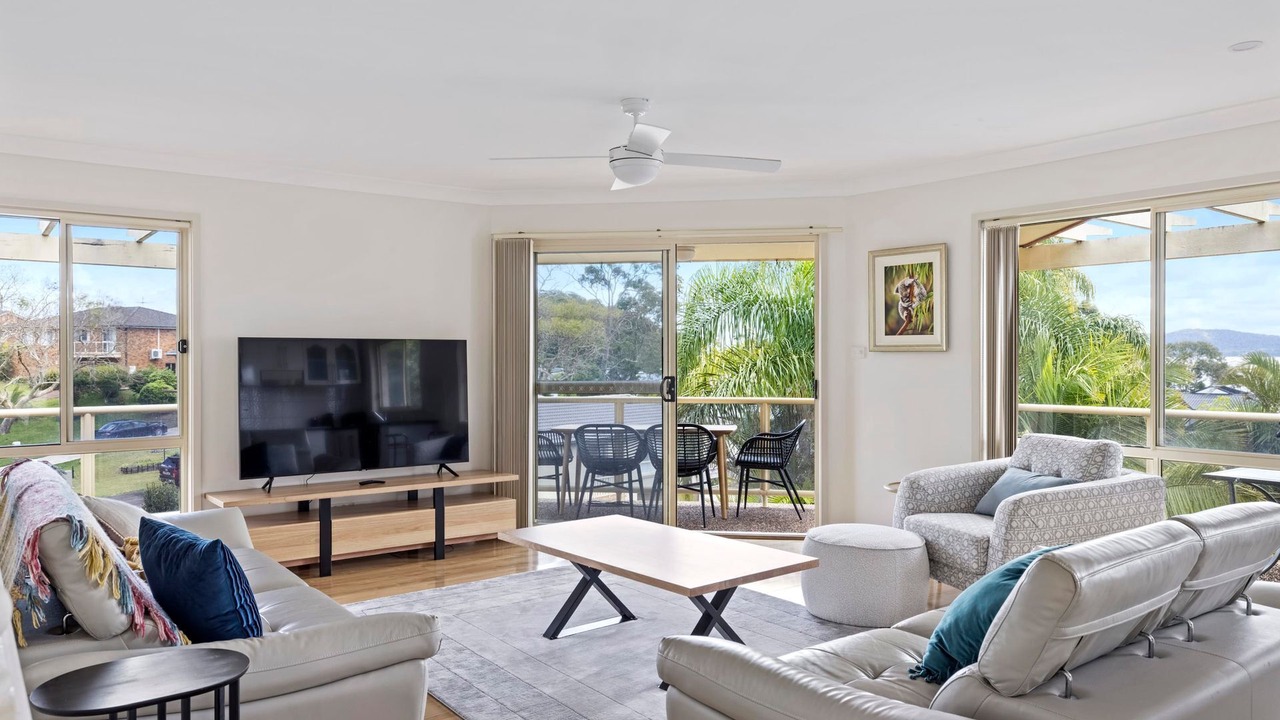 Photo of Livingroom in Corlette