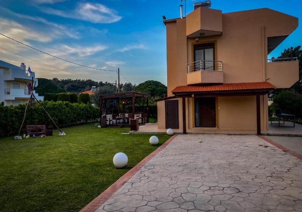 Photo of Patio Balcony in Asgourou