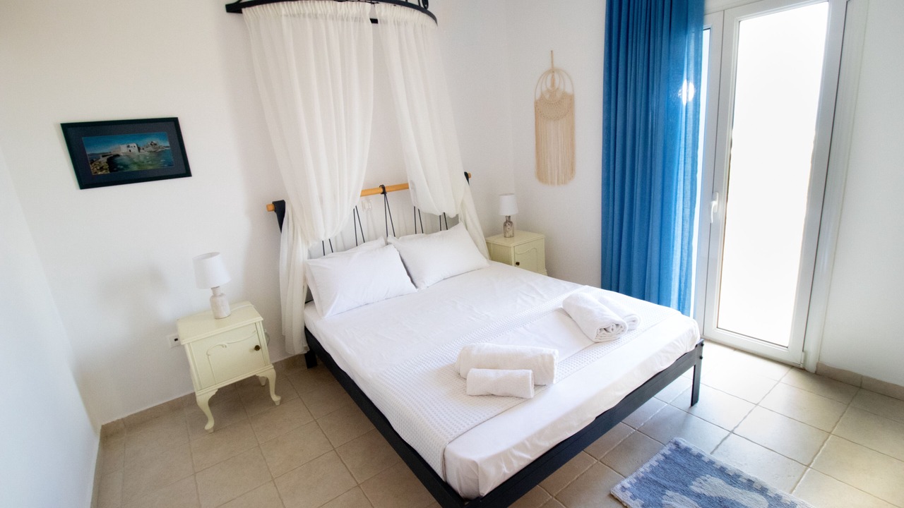 Photo of Bedroom in Paros