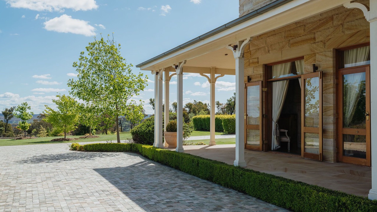 Photo of Patio Balcony in Chatsbury
