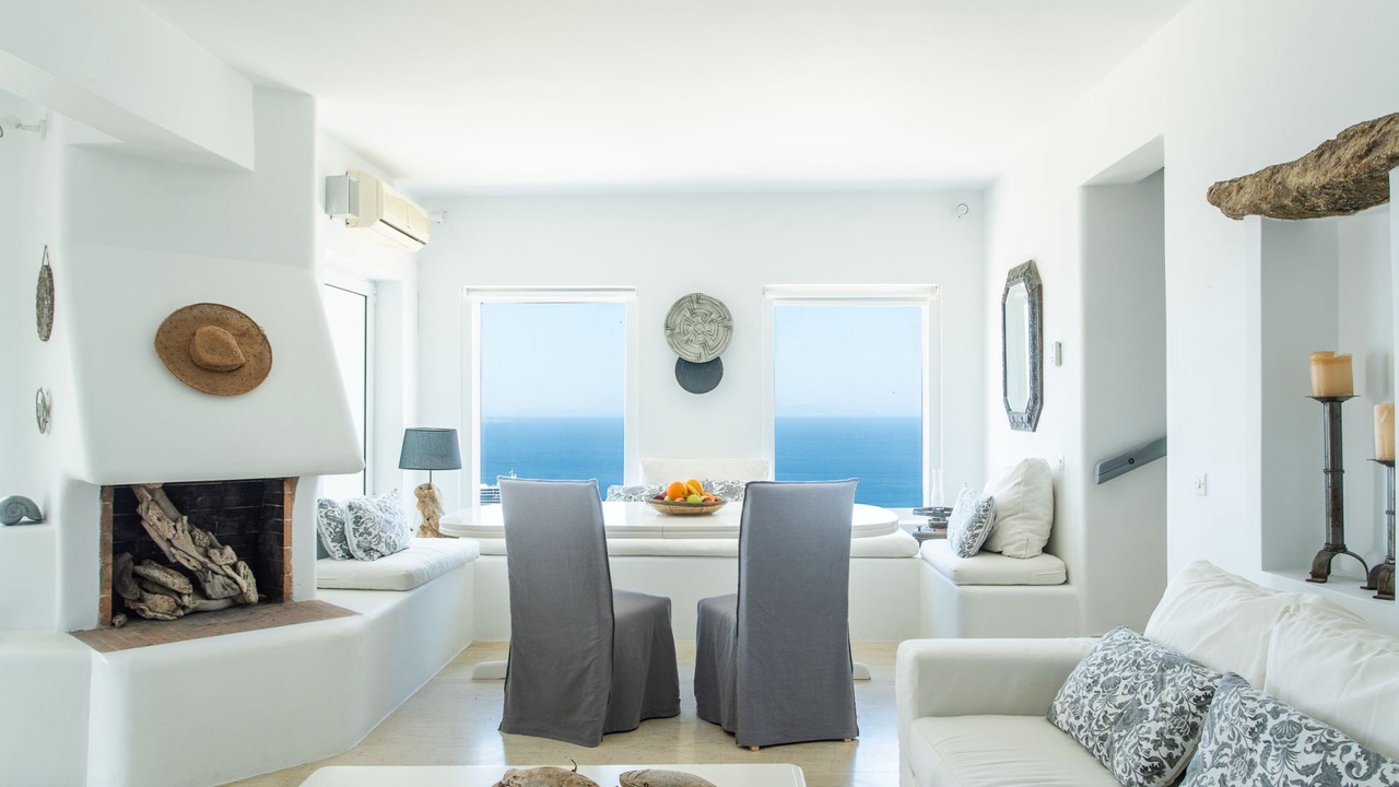 Photo of Livingroom in Tourlos