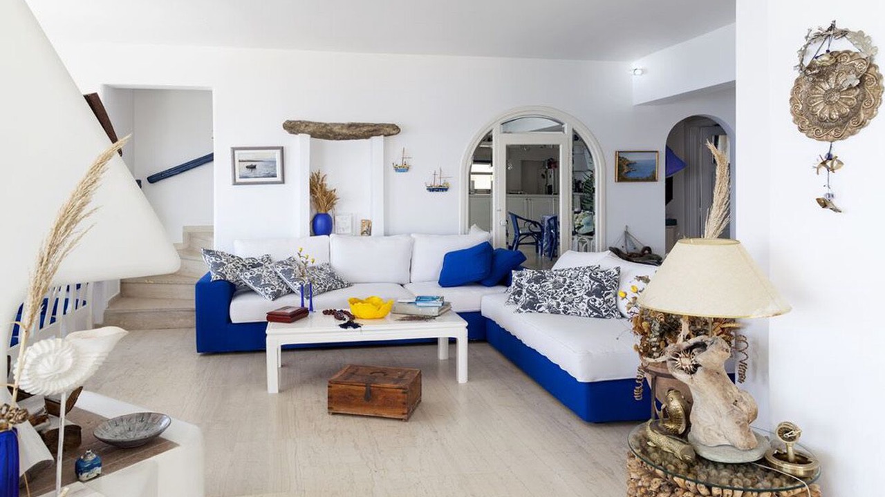 Photo of Livingroom in Tourlos