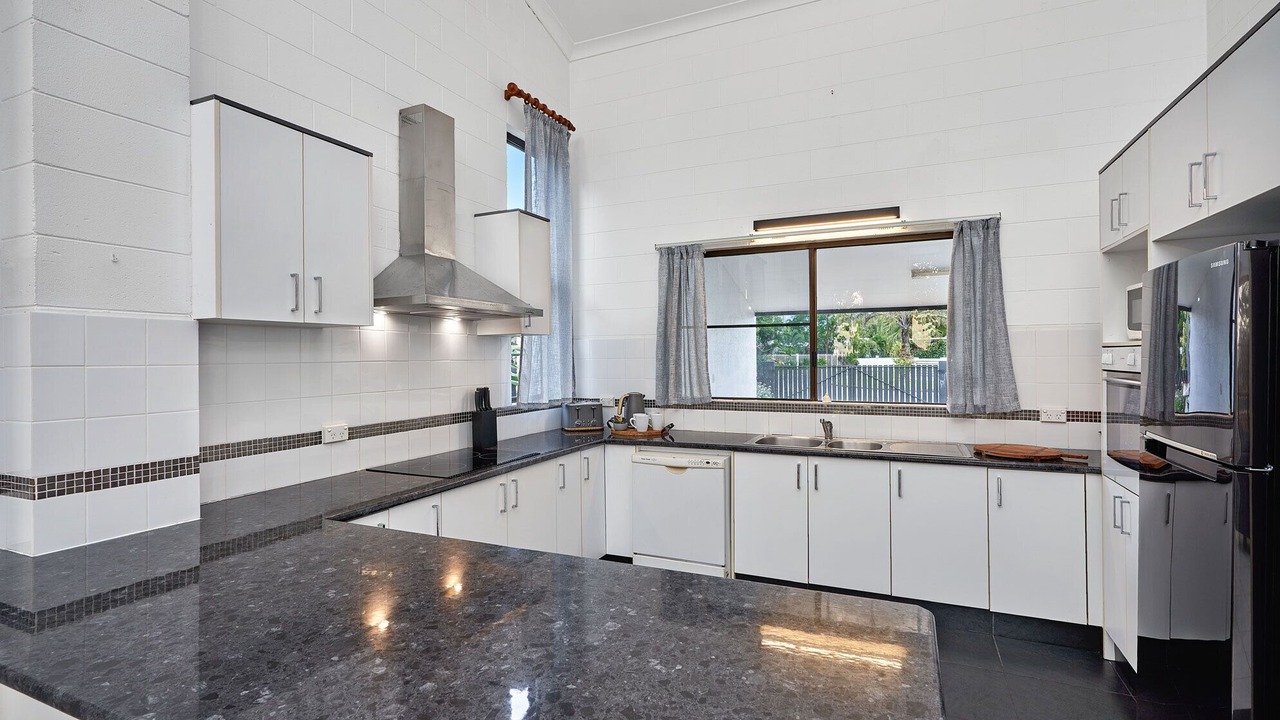 Photo of Kitchen in Holloways Beach