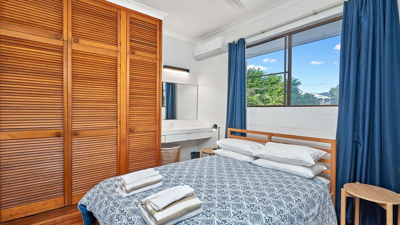 Photo of Bedroom in Holloways Beach