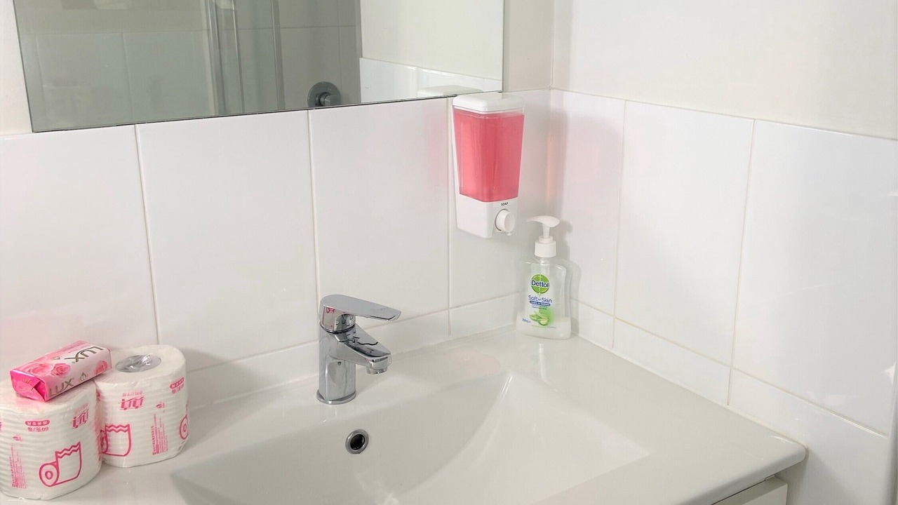 Photo of Bathroom in Shortland
