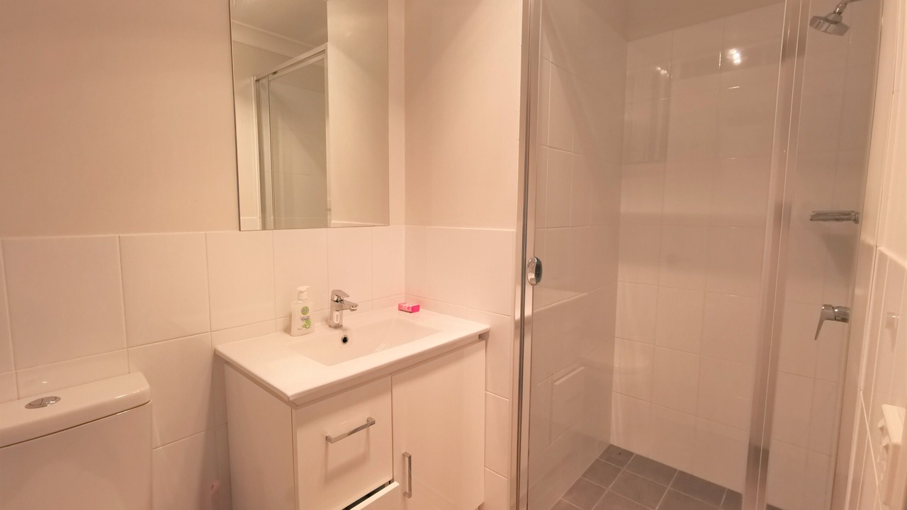 Photo of Bathroom in Shortland