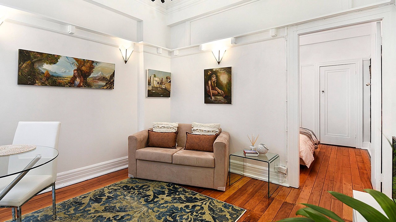 Photo of Livingroom in Elizabeth Bay