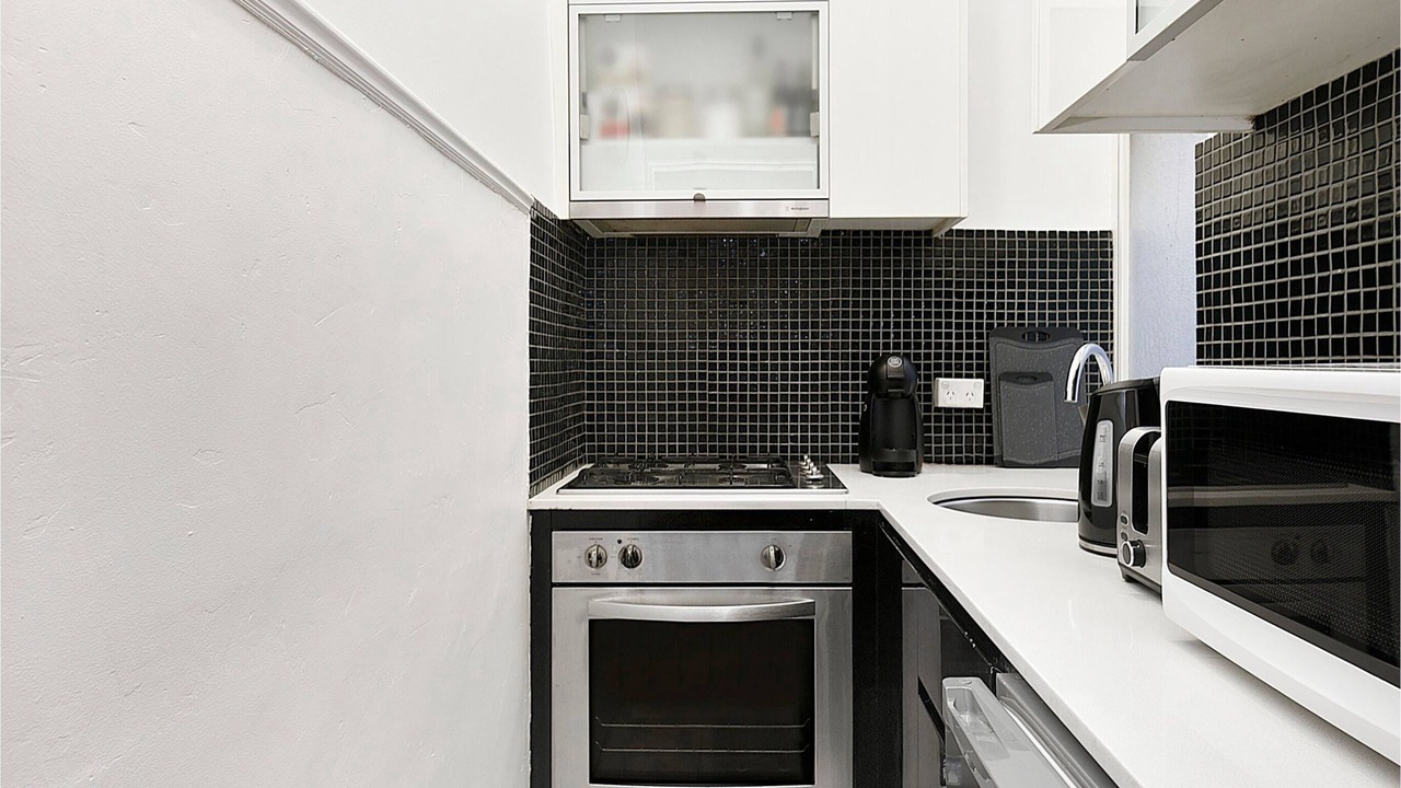 Photo of Kitchen in Elizabeth Bay